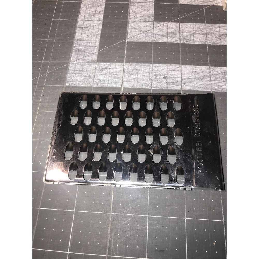 Pampered Chef 1087 Ultimate Mandoline Slicer Grater 4 Blades + Storage Box - Picture 2 of 12
